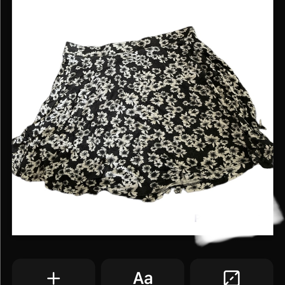 Women’s skirt